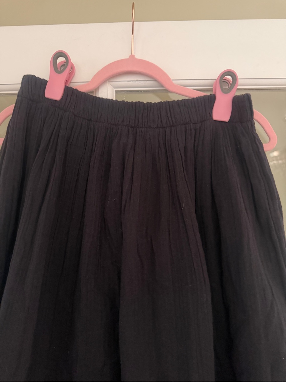 Women’s Black Midi Side-Slit Skirt - Picture 5 of 10